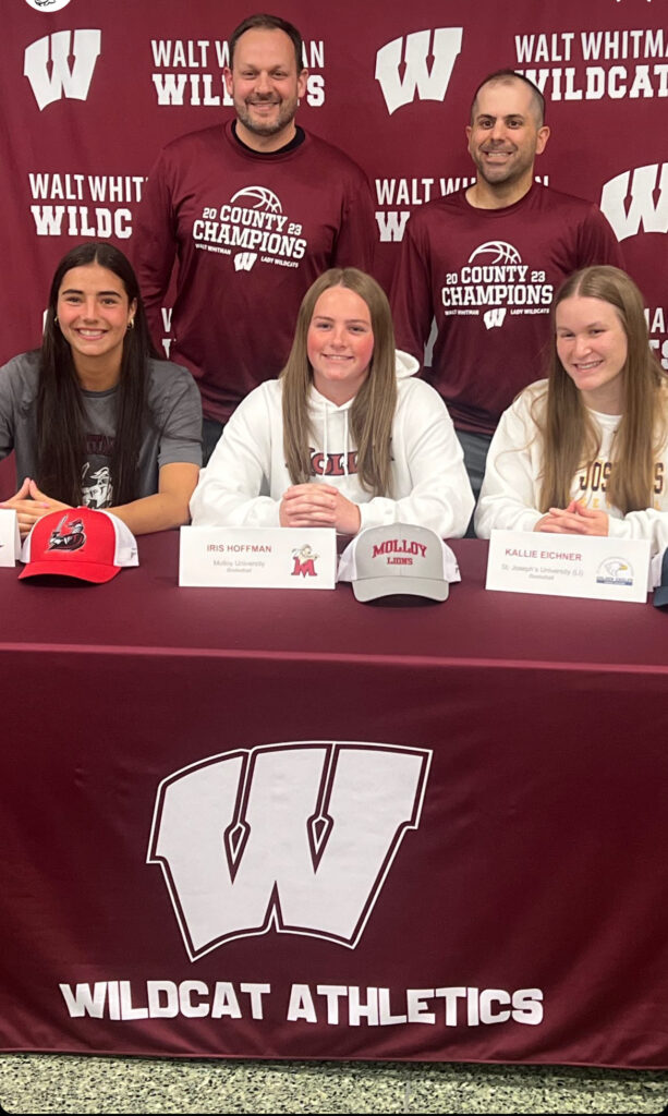 Coaches Dan Trebour and Ralph Milazzo with players Kathleen O'Mara (left), Iris Hoffman (center), and Kallie Eichner (right)